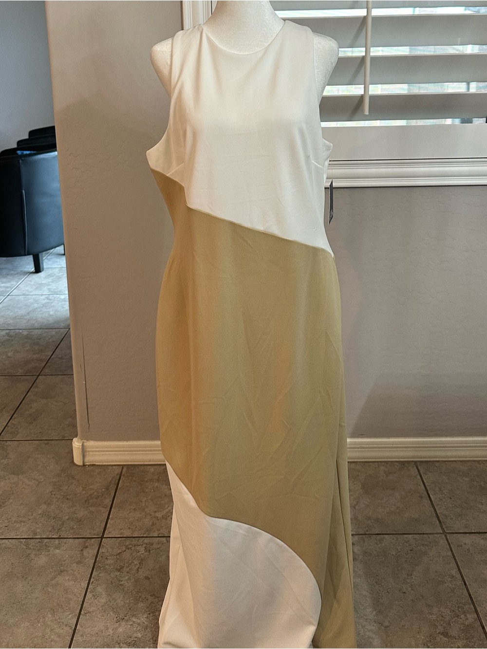 Donna Morgan Two-Tone Sleeveless Maxi Dress in White and Beige